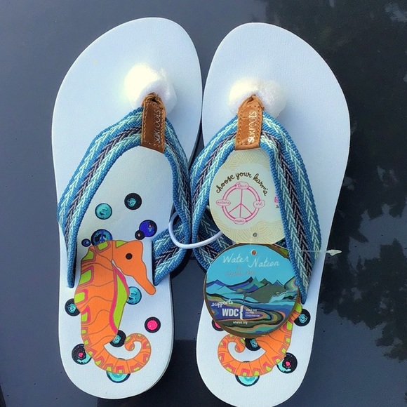 Seahorse flip flops Size7🐚 🌊 - Picture 2 of 8